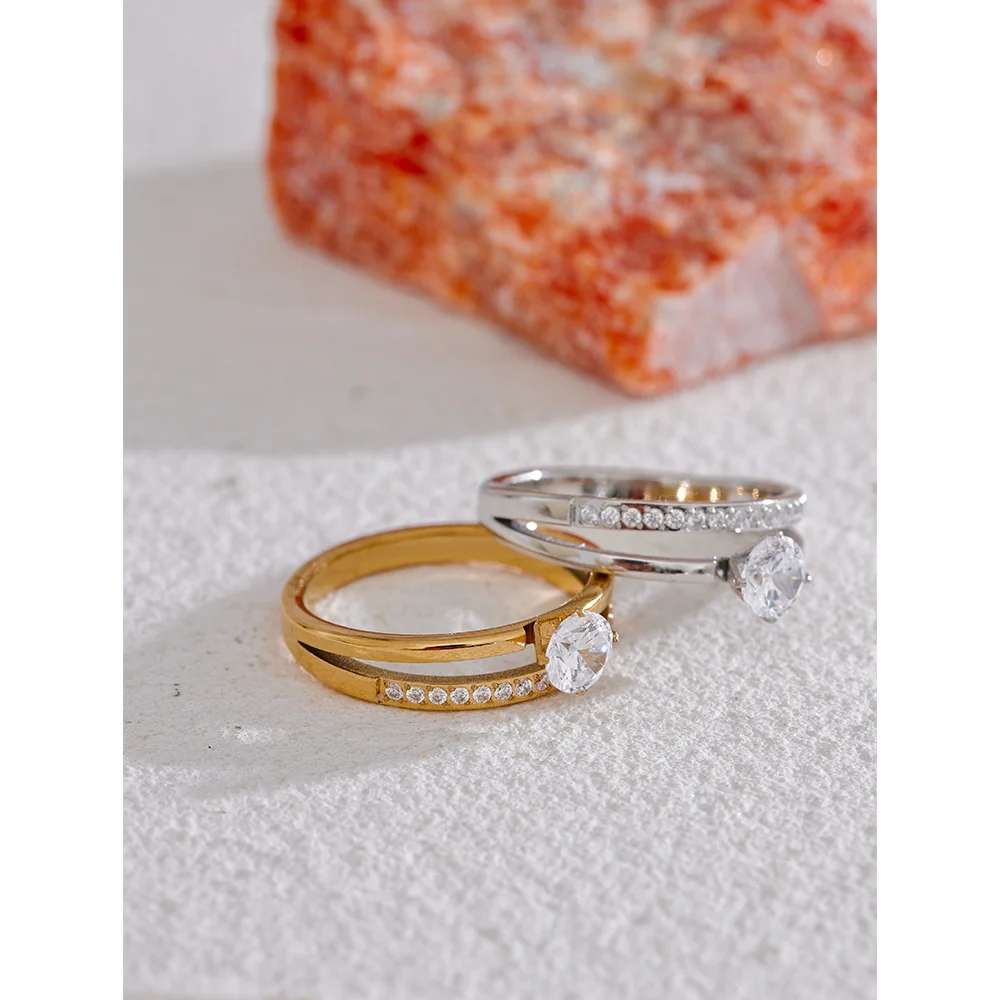 Zaniyah Ring by Orliza