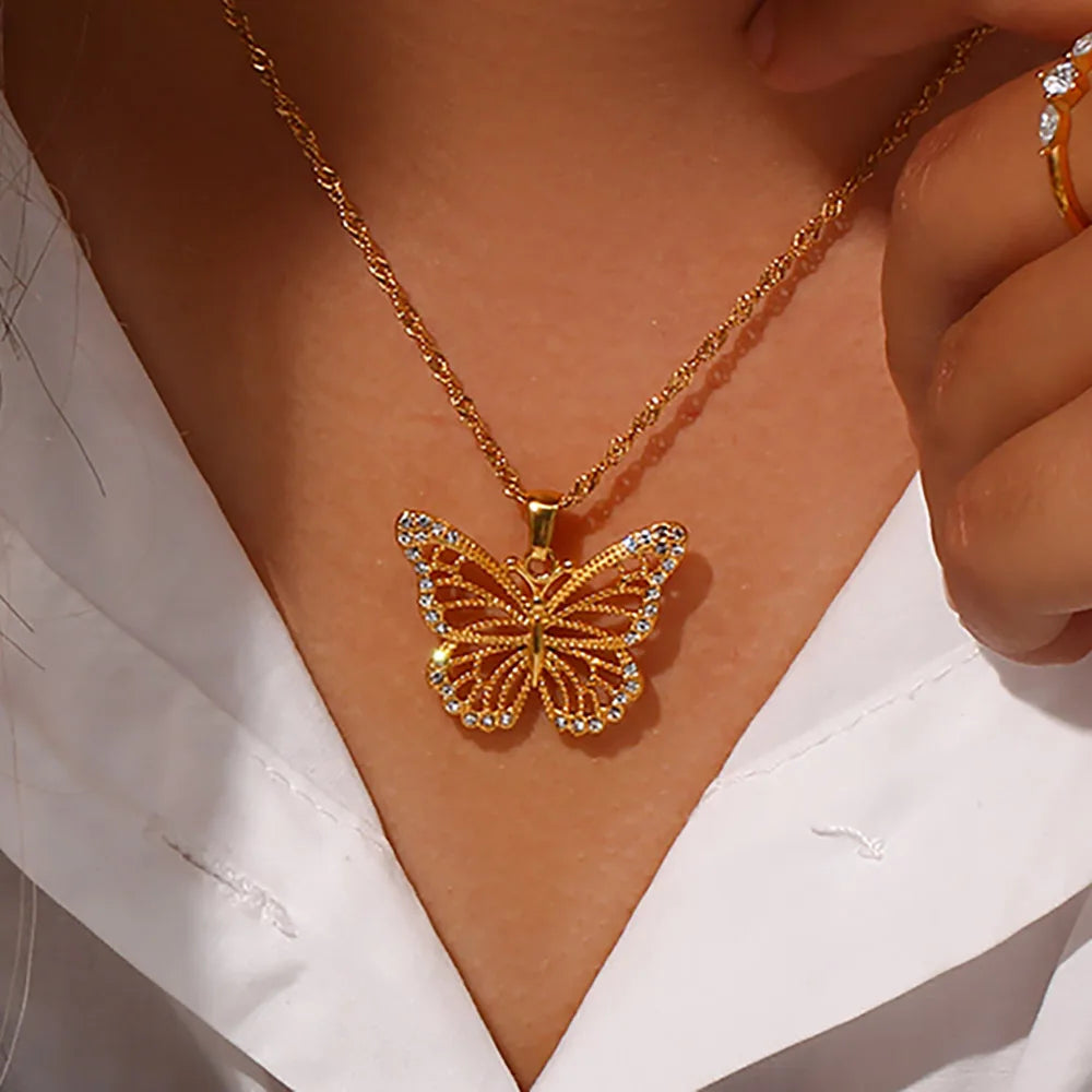 Celestia Necklace by Orliza