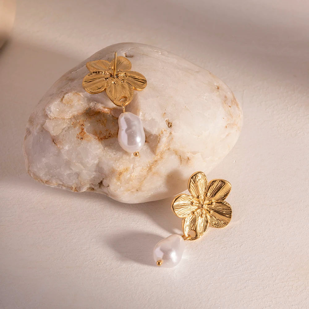 Fallon Earring by Orliza
