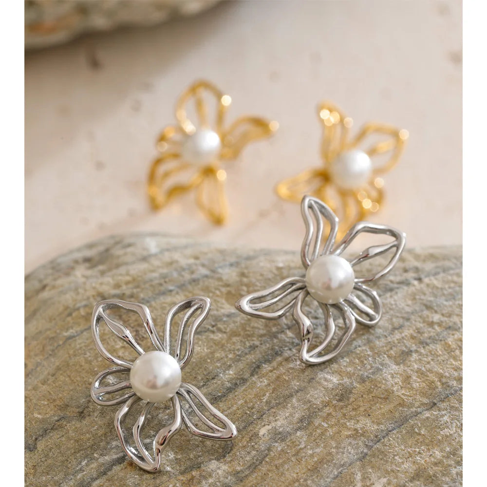 Rosalina Earrings by Orliza