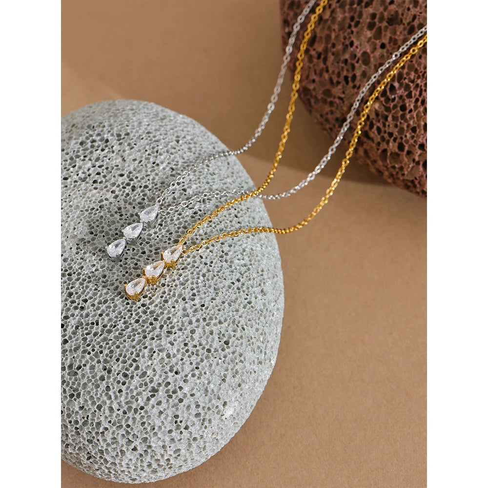 Maddie Necklace by Orliza