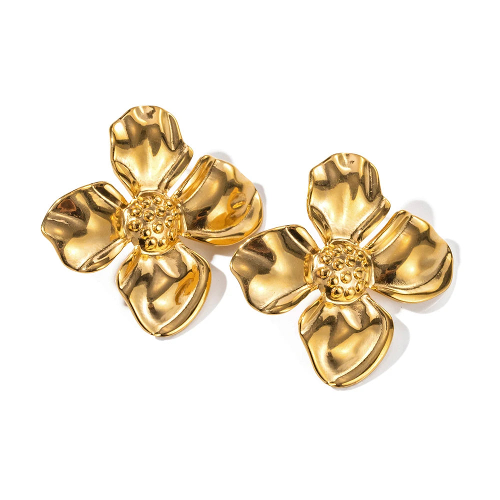 Willa Earrings by Orliza