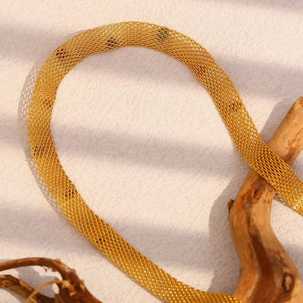 Hope Necklace by Orliza