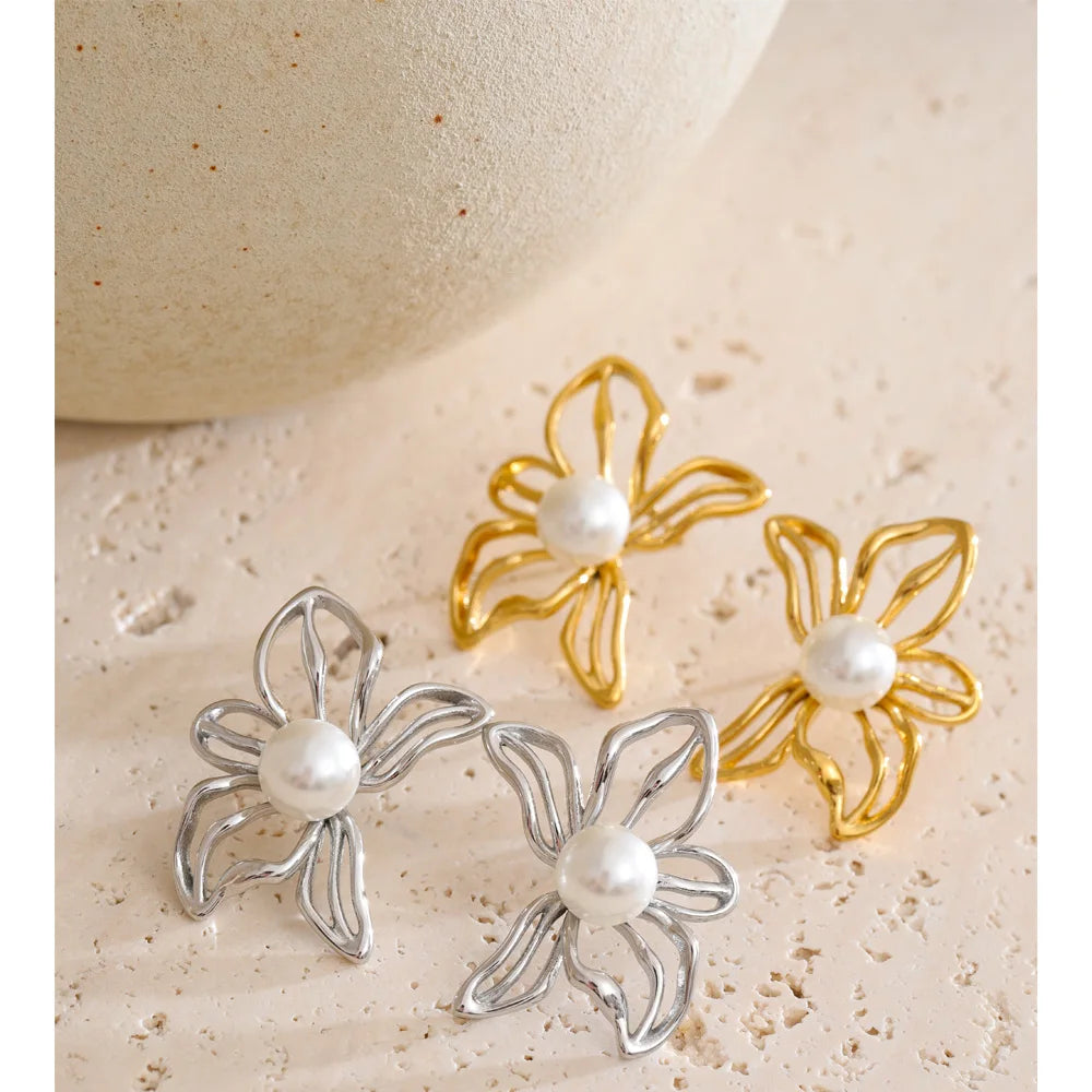Rosalina Earrings by Orliza