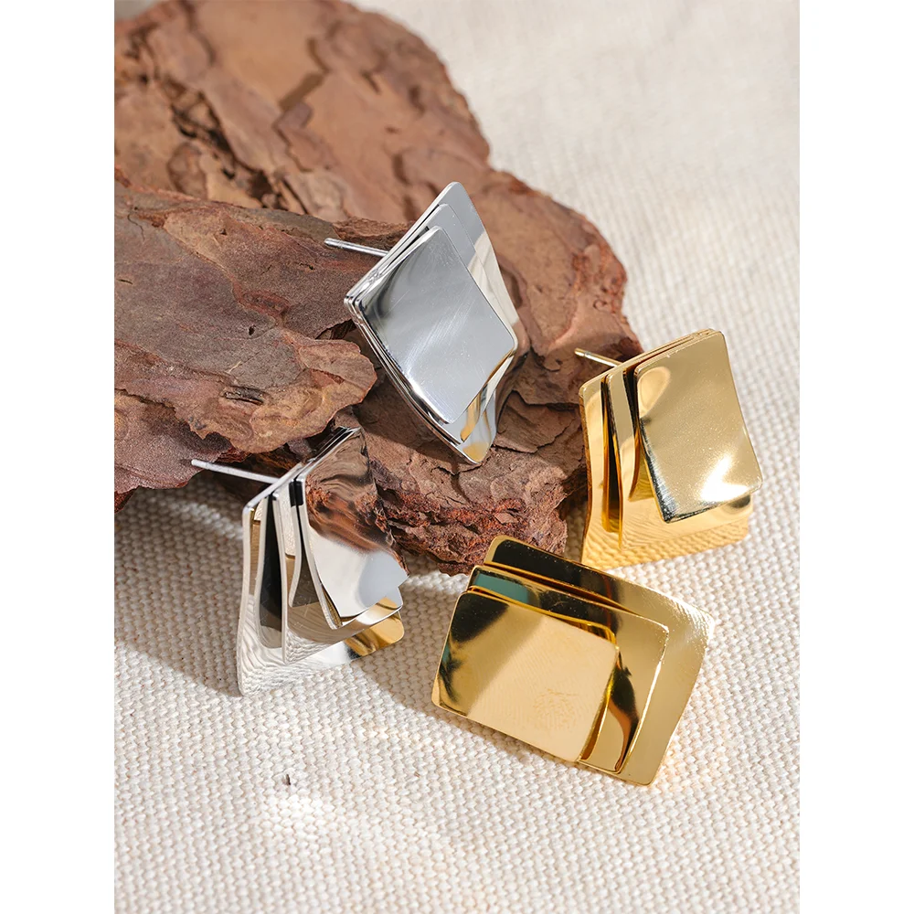 Soleil Earrings by Orliza