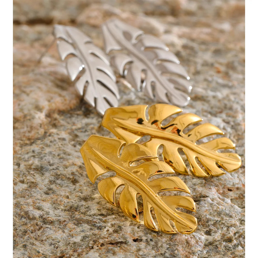 Cynthia Earrings by Orliza