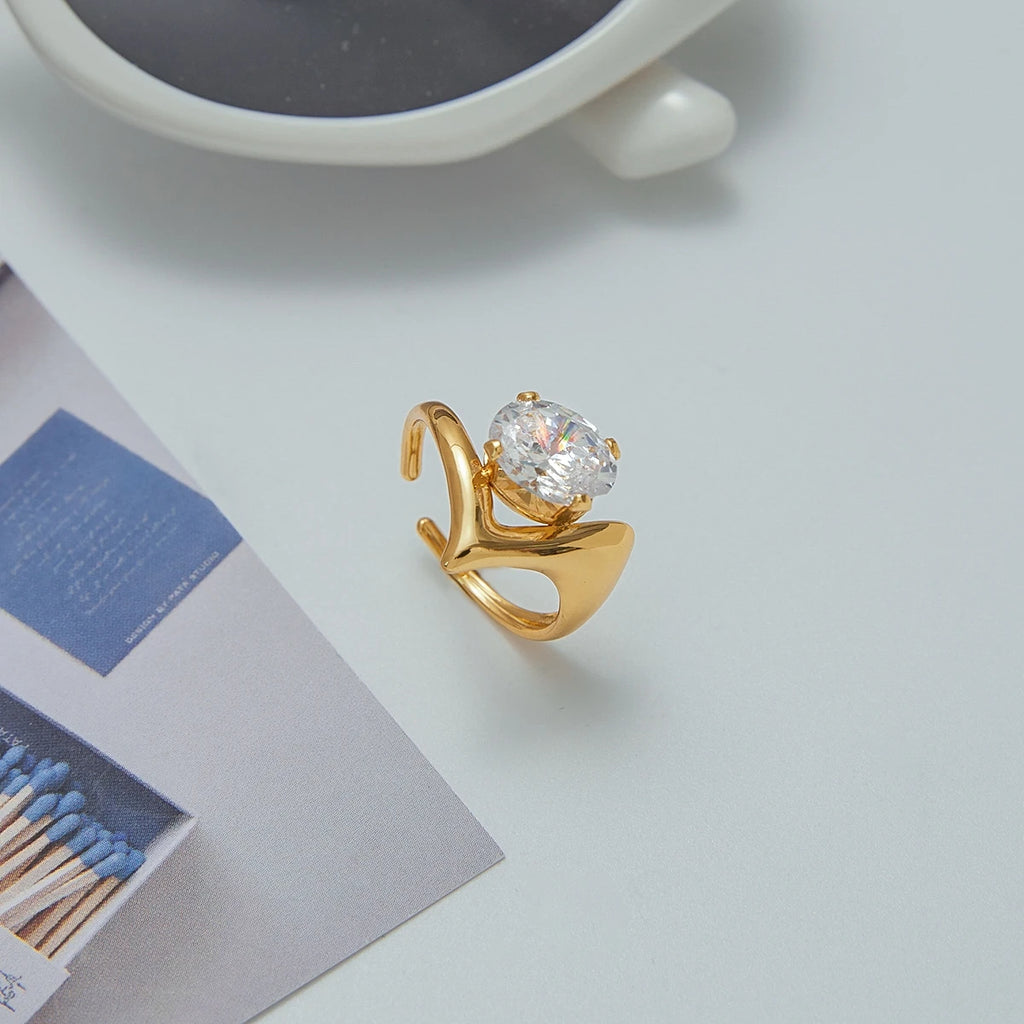 Amoura Ring by Orliza