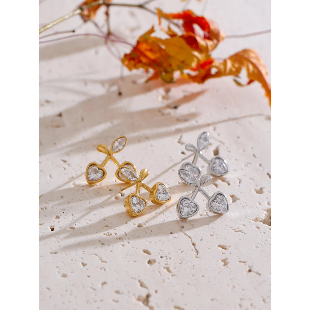 Chelsea Earrings by Orliza