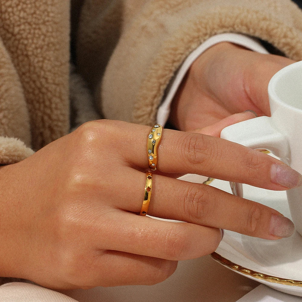 Collins Ring by Orliza