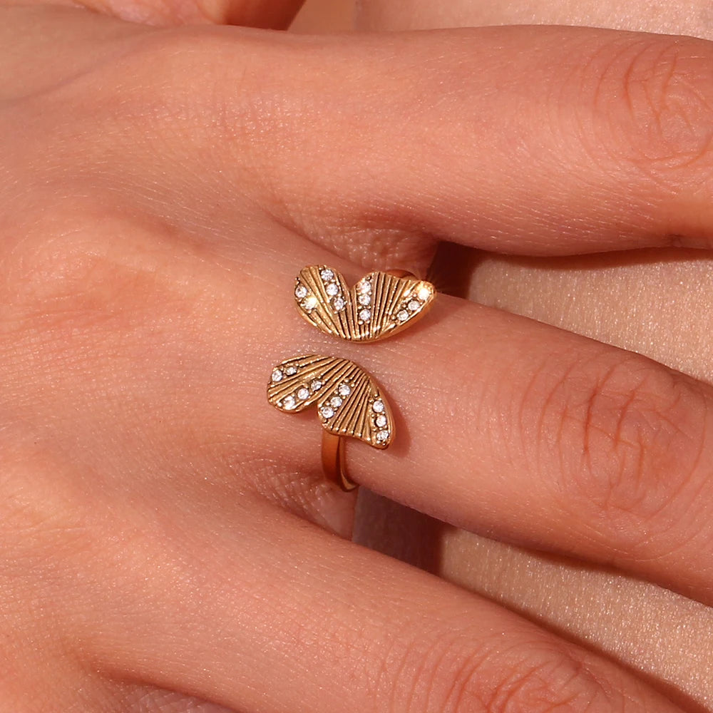 Lola Ring by Orliza