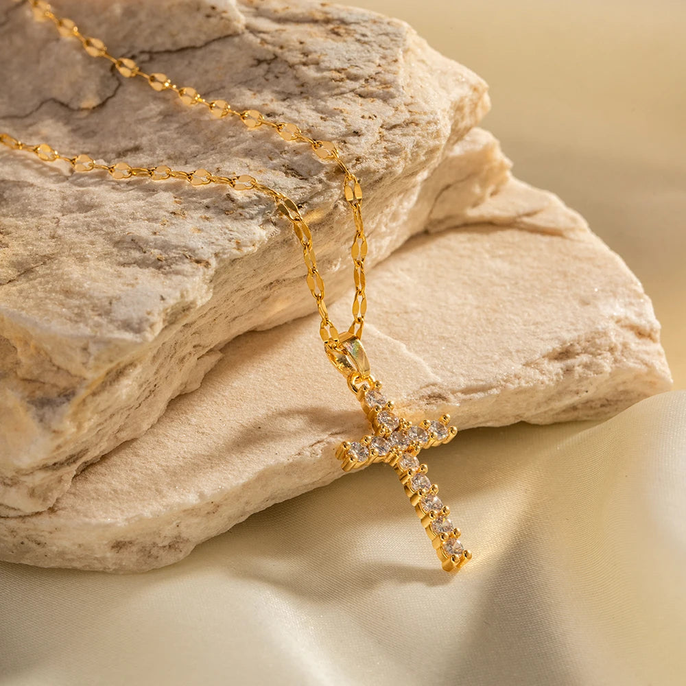 Kyra Necklace by Orliza