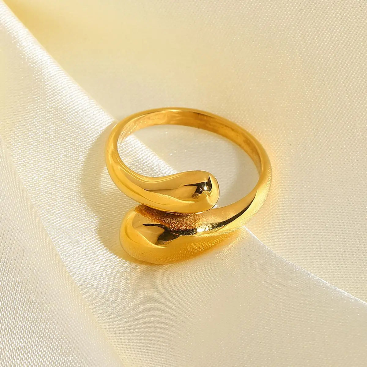 Sariyah Ring by Orliza