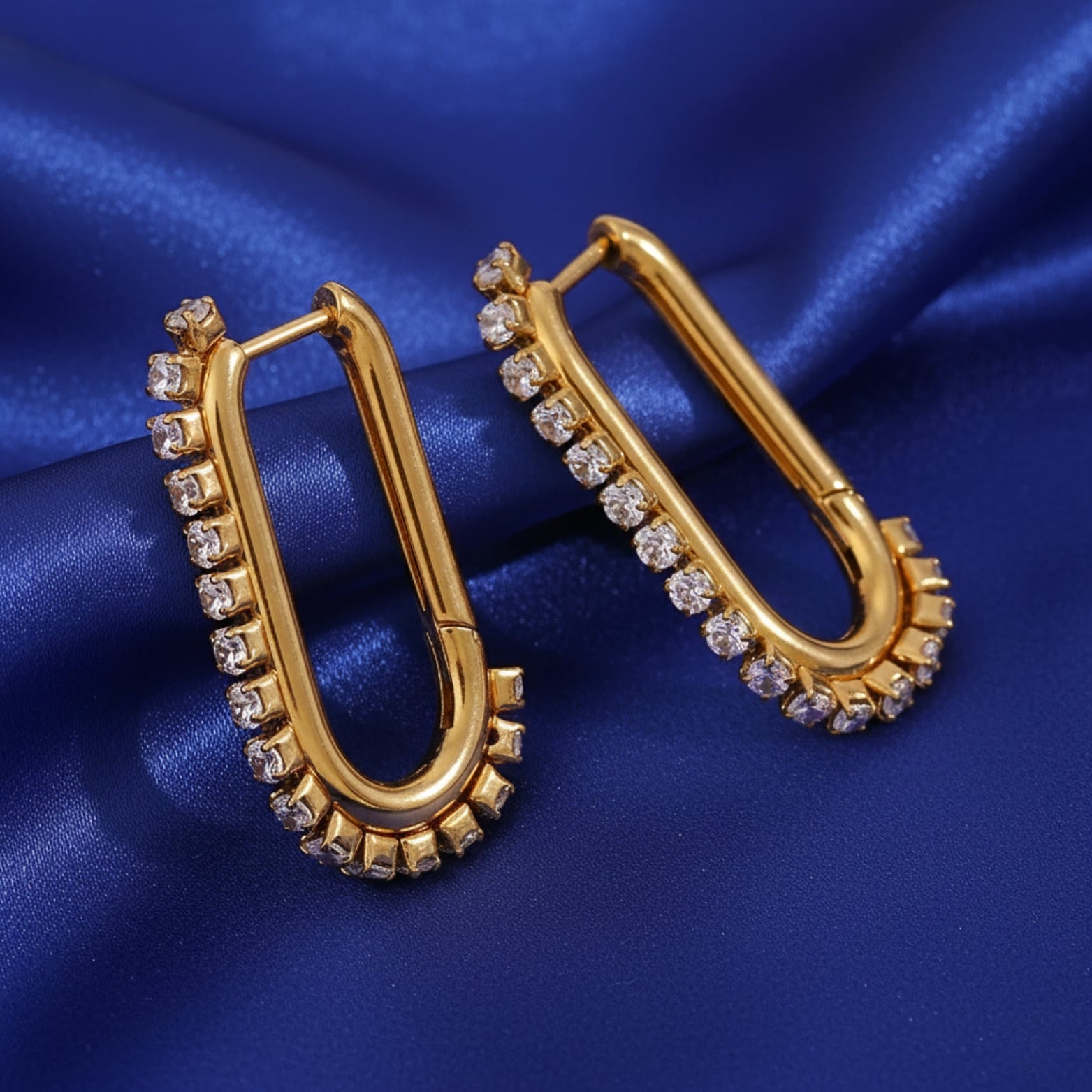 Lilly Earrings by Orliza