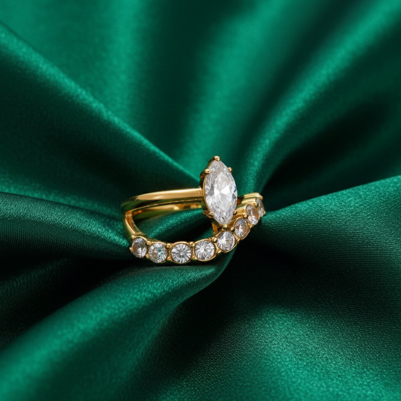 Liorar Ring by Orliza