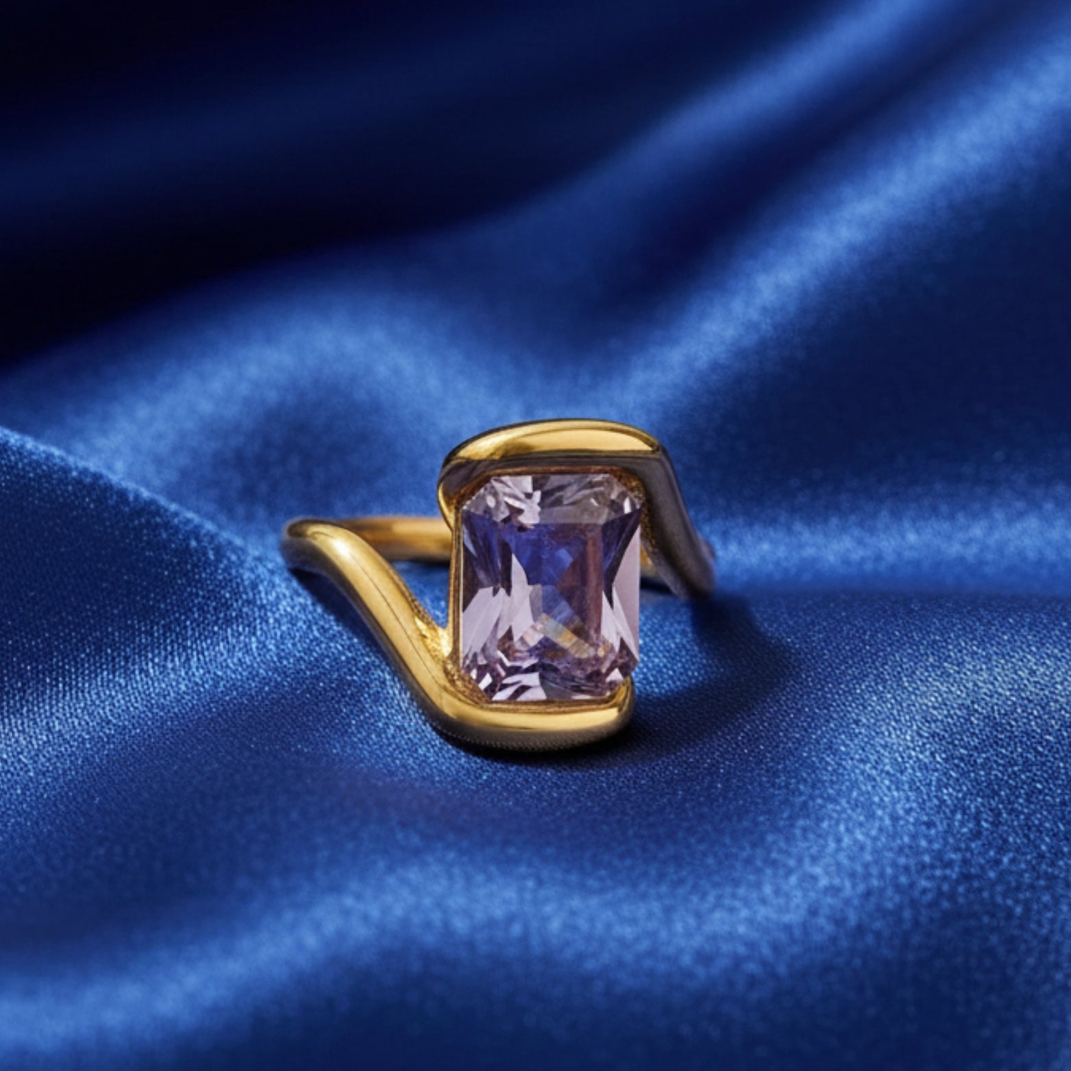 Leslie Ring by Orliza