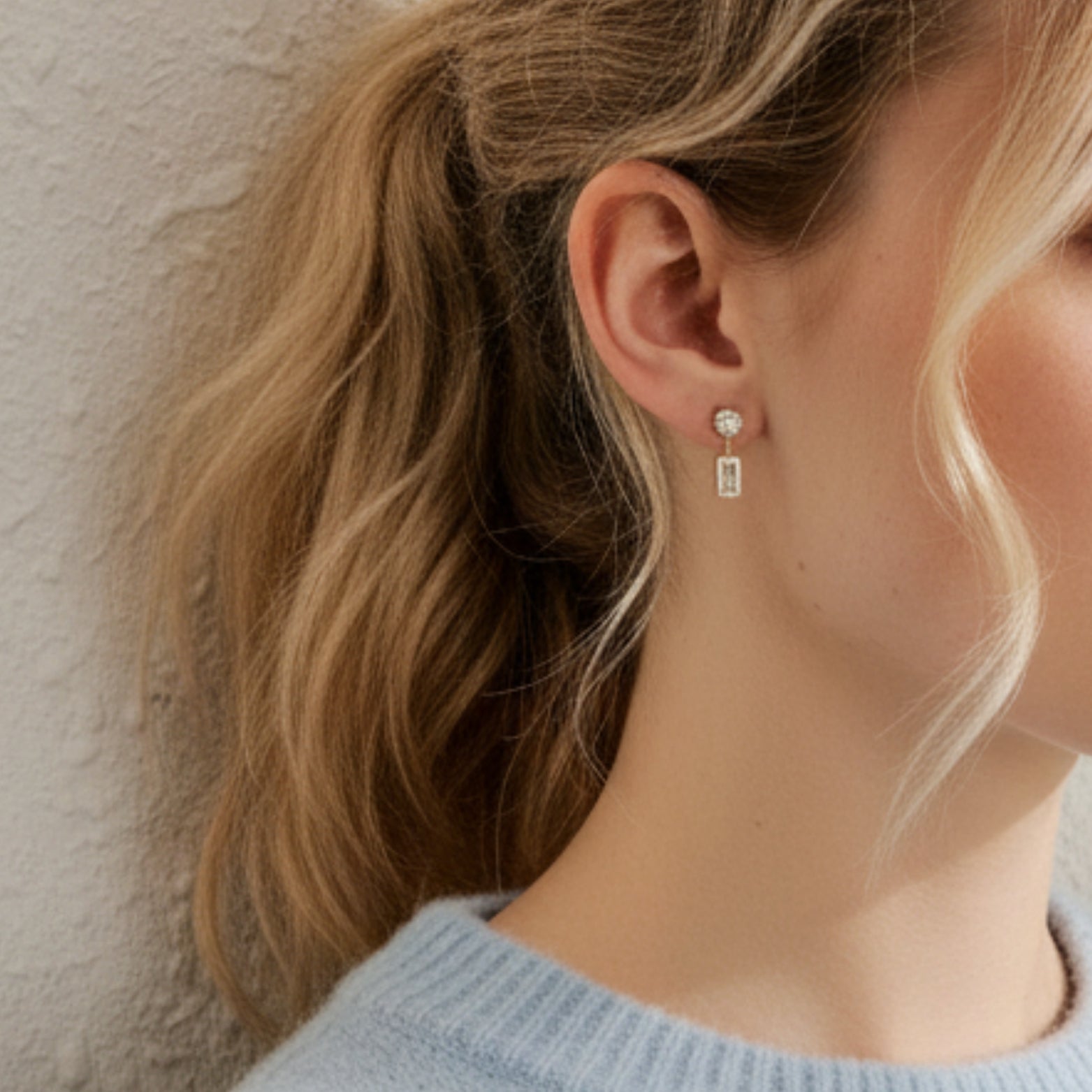 Birdie Earrings by Orliza