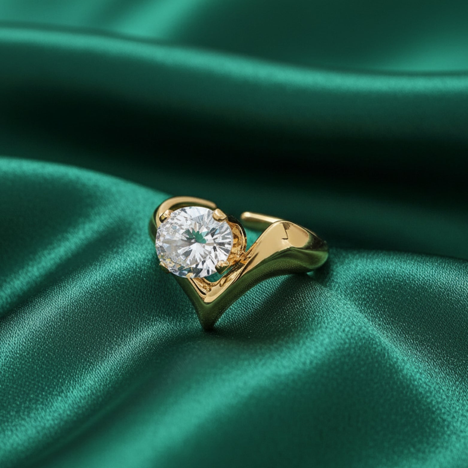 Amoura Ring by Orliza