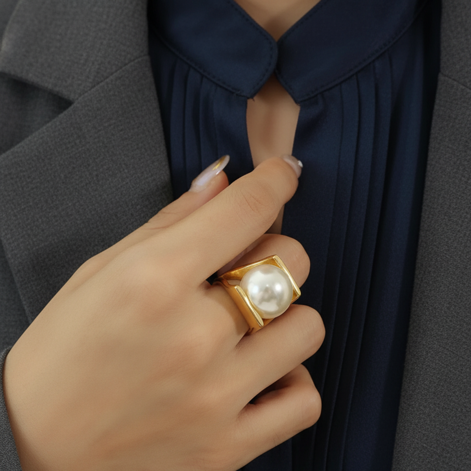 Amaris Ring by Orliza