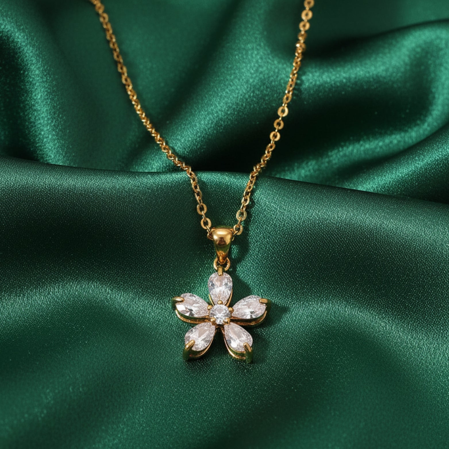 Leilany Necklace by Orliza